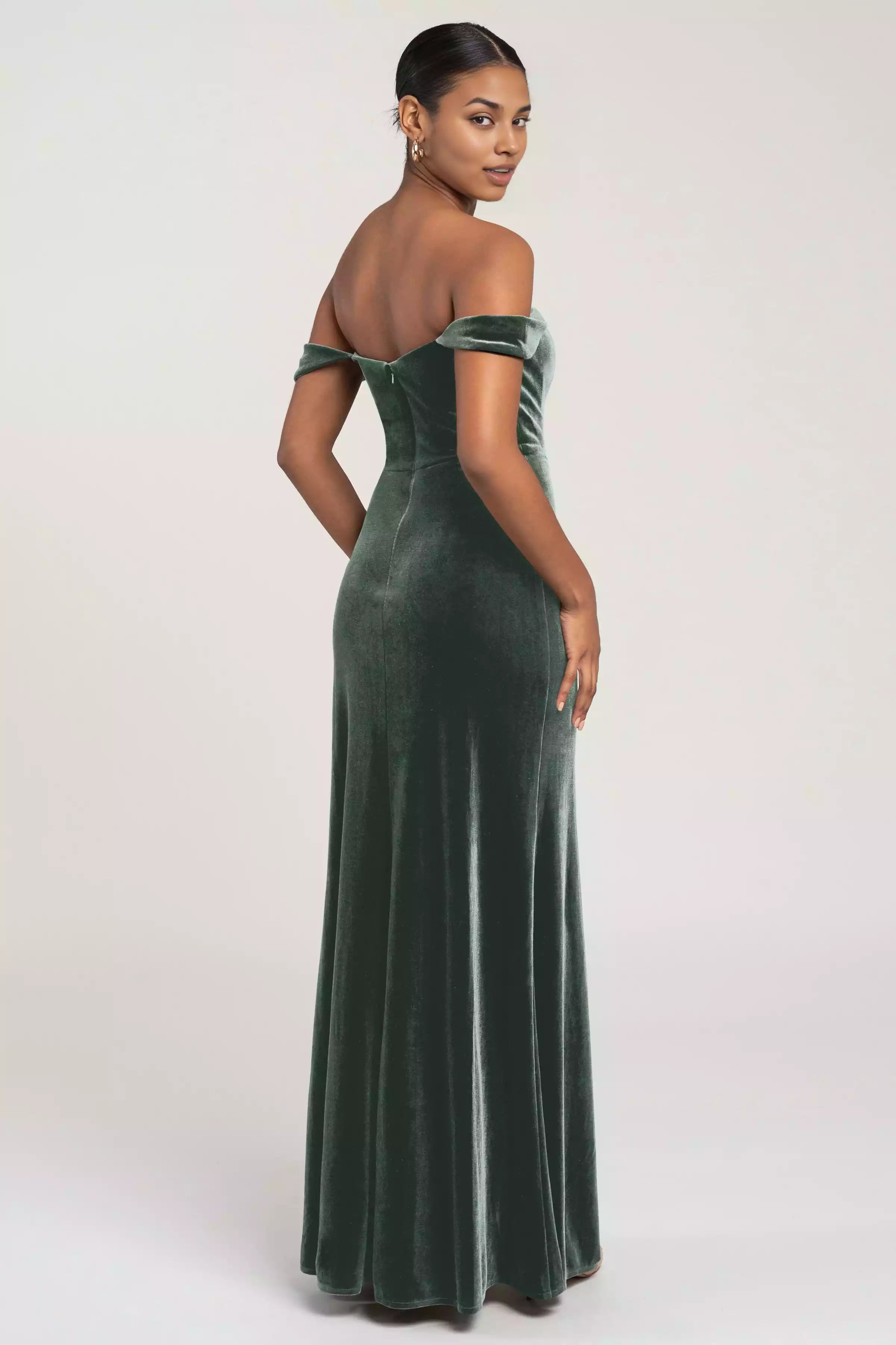 Elegant velvet off shoulder round neck with drooping sleeves and strapless neckline for Evening Dresses