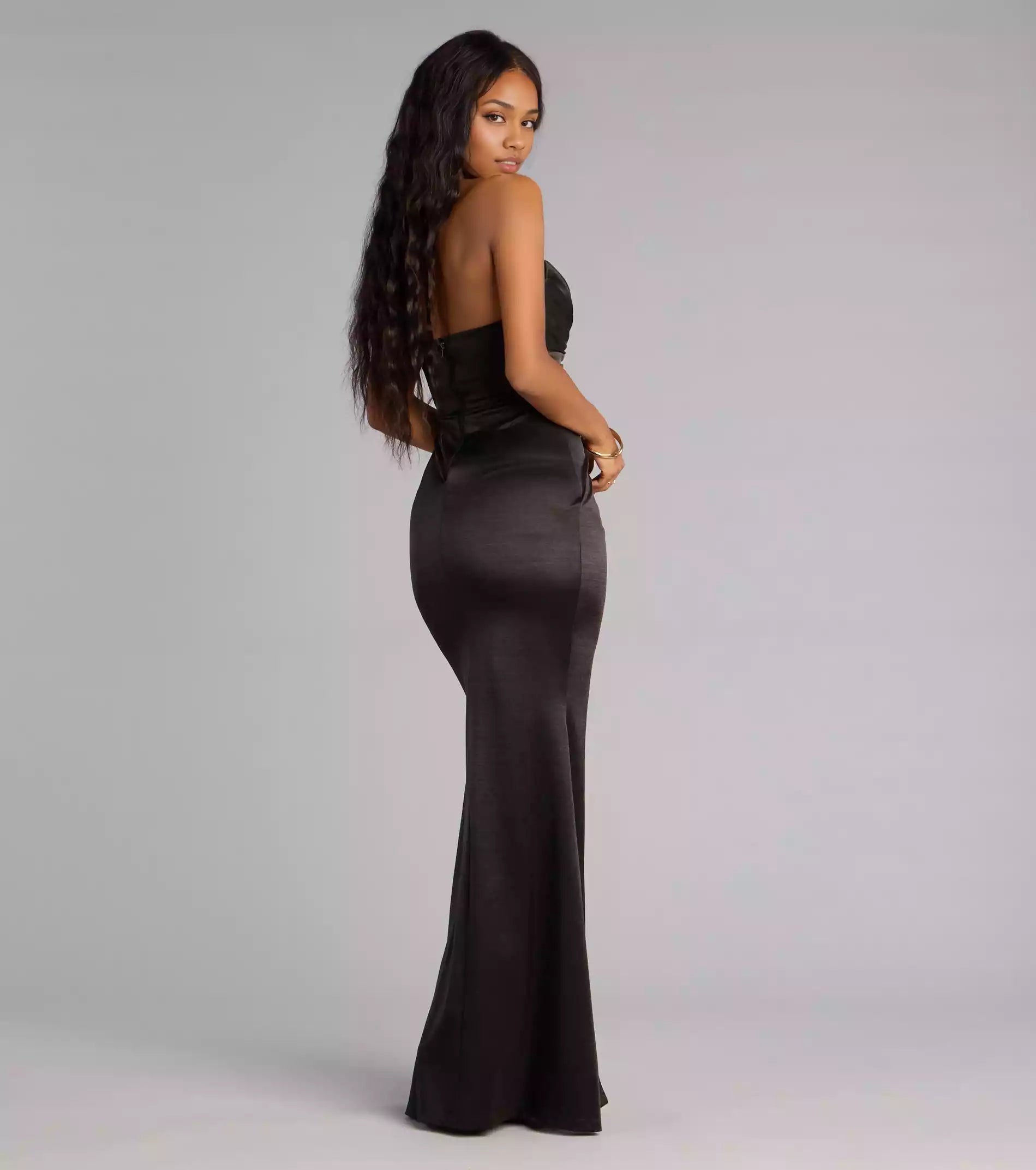 Enchanting elastic satin deep V-neckline with pleats, high front slit, mermaid silhouette, and floor skirt Prom Dresses