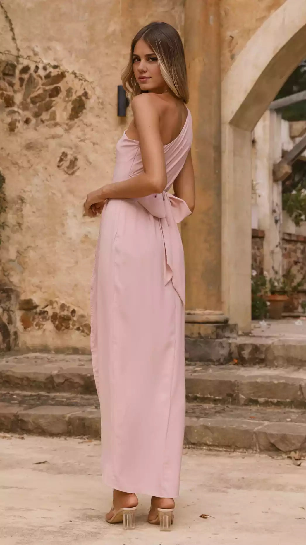 Enchanting single shoulder front pleat detail, invisible side zipper, fully lined front slit, Prom Dresses
