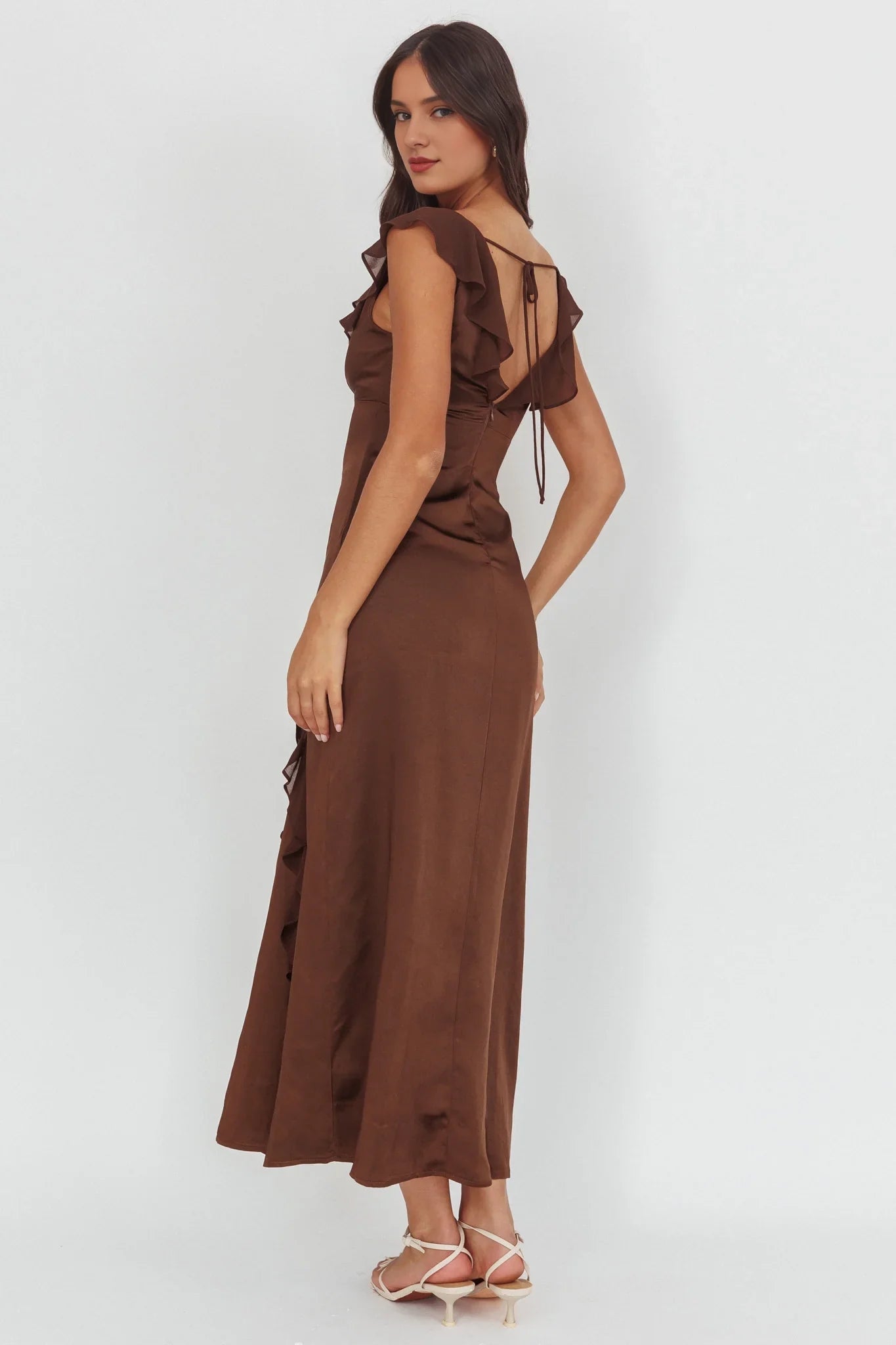Exquisite ruffled unlined bridesmaid dress with zipper back