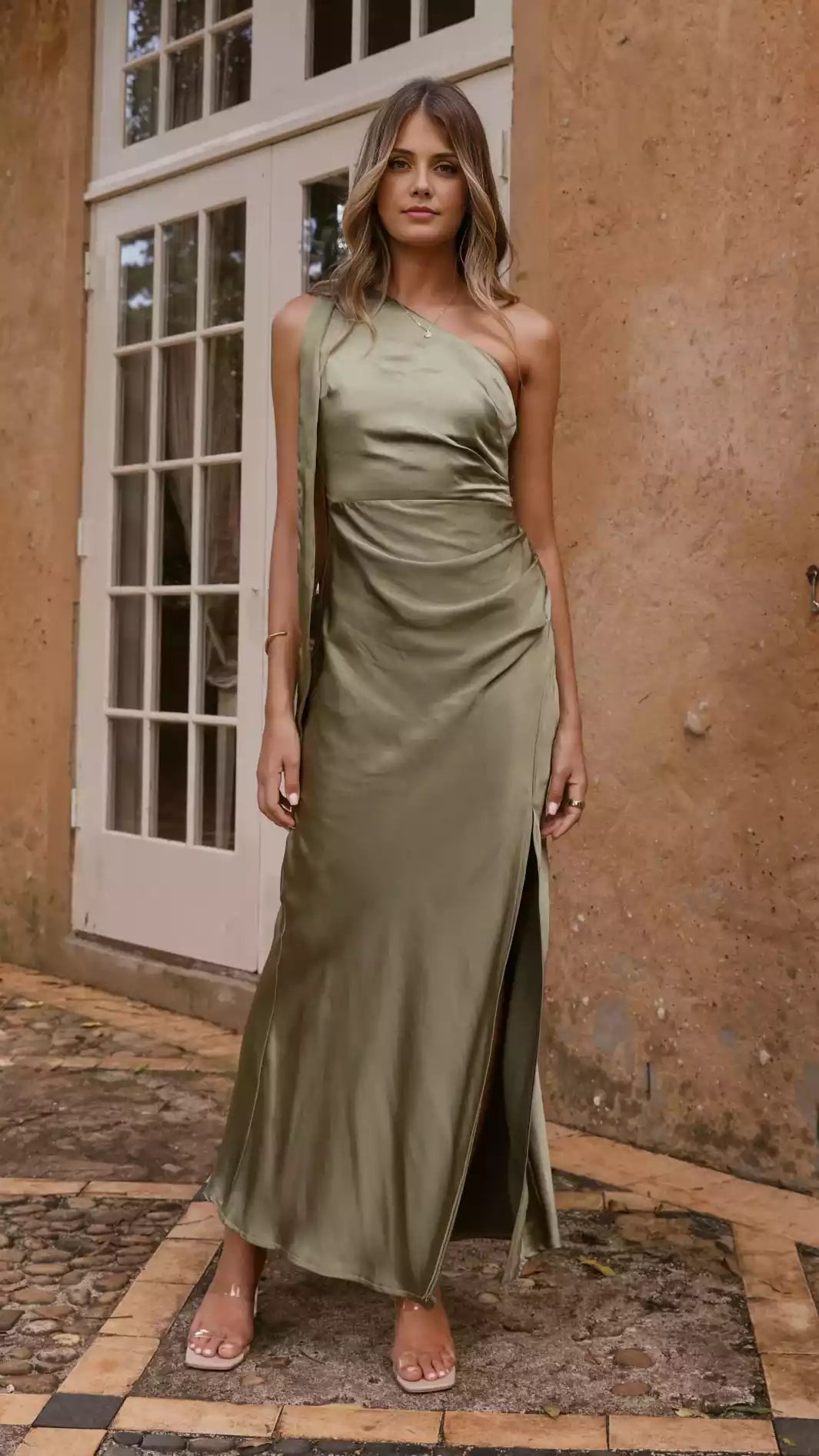 Exquisite single shoulder side details, invisible side zipper, hollowed out back Prom Dresses