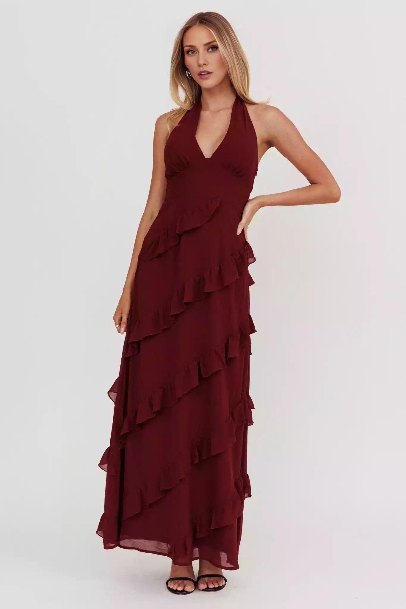Eye catching neckband with ruffled edges, backless lining, side zipper Prom Dresses