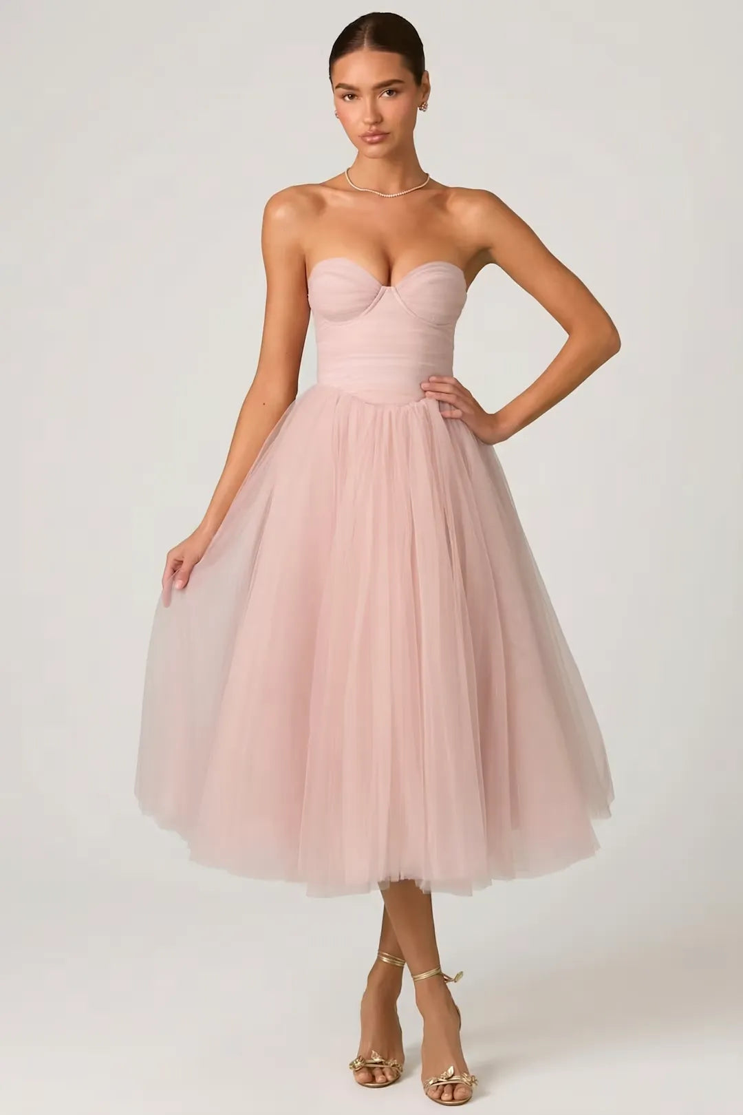 Fashionable Blush Pink Strapless Sweetheart Neck Ruched Waist Open Back Flowy Tulle A-Line Midi Dress Evening Dress