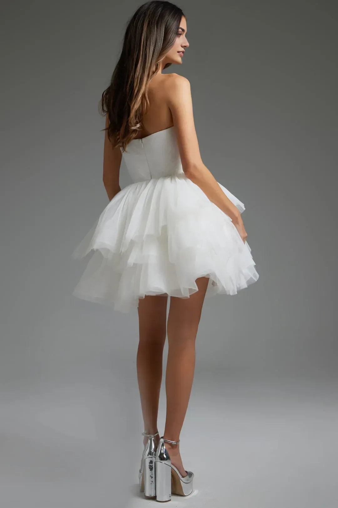 Fashionable Off White A-line Sweetheart sleeveless Back Zip Short Homecoming Dress for bride hot sale