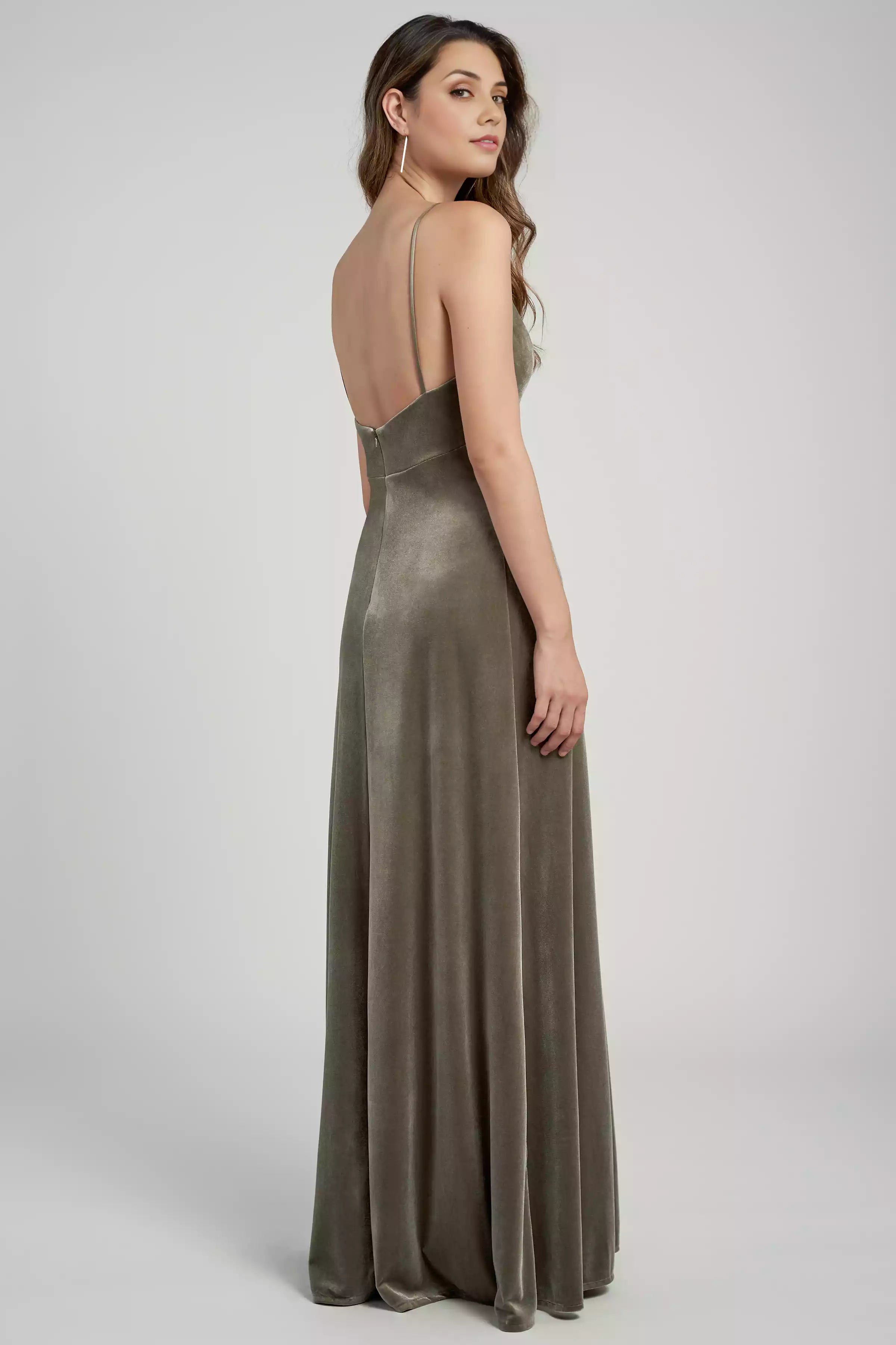 Fashionable velvet classic suspender V-neck thin shoulder strap low round neck diagonal cut skirt Bridesmaid Dresses