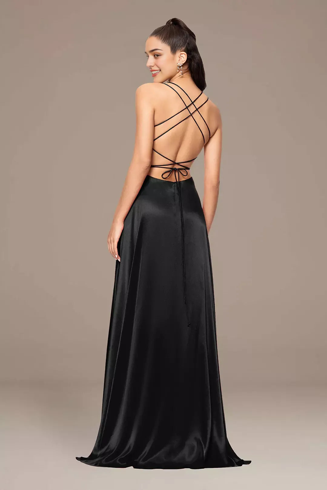 Glamorous A-Line V-Neck Lace Sleeveless Criss-Cross Lace Up Floor-Length Prom Dresses with Appliqued Bodice ﻿