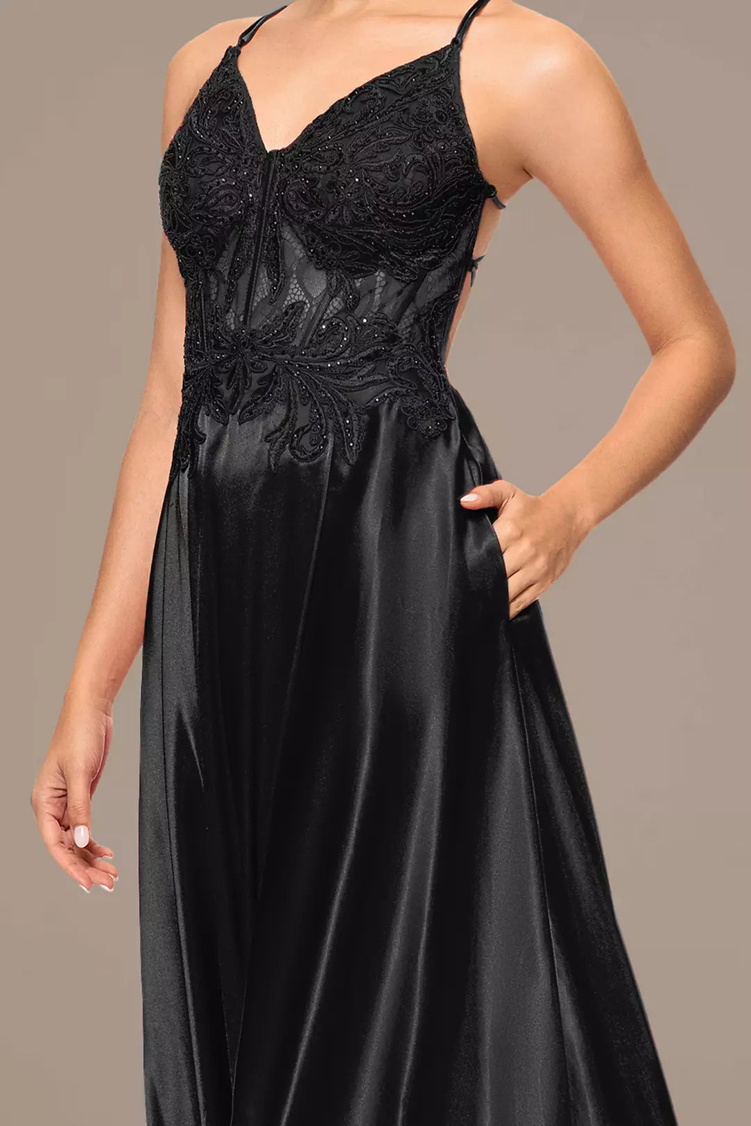 Glamorous A-Line V-Neck Lace Sleeveless Criss-Cross Lace Up Floor-Length Prom Dresses with Appliqued Bodice ﻿