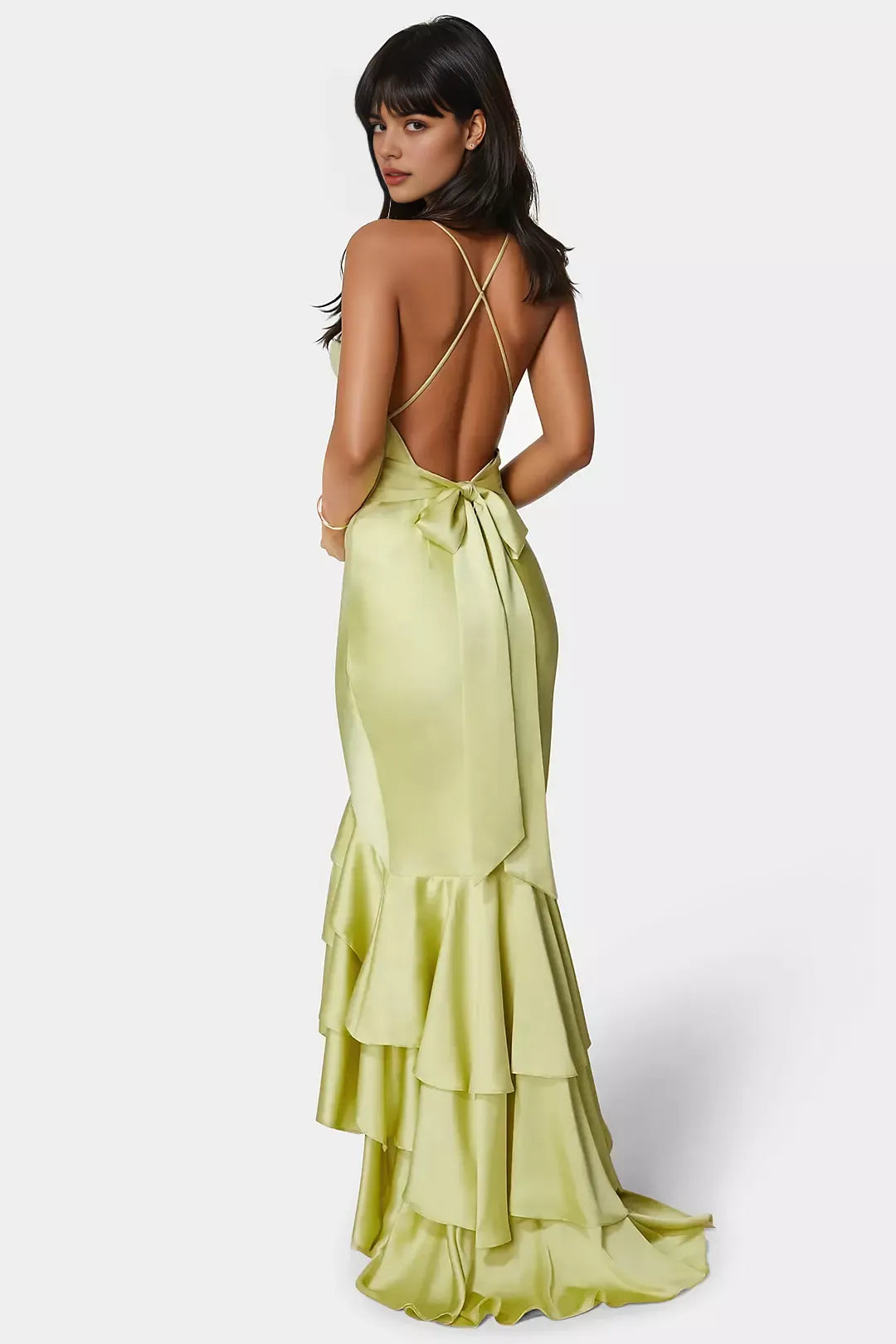 Glamorous  Mermaid V-Neck Spaghetti Strap Ruffled Hem Flare Skit Floor-Length Prom Dresses