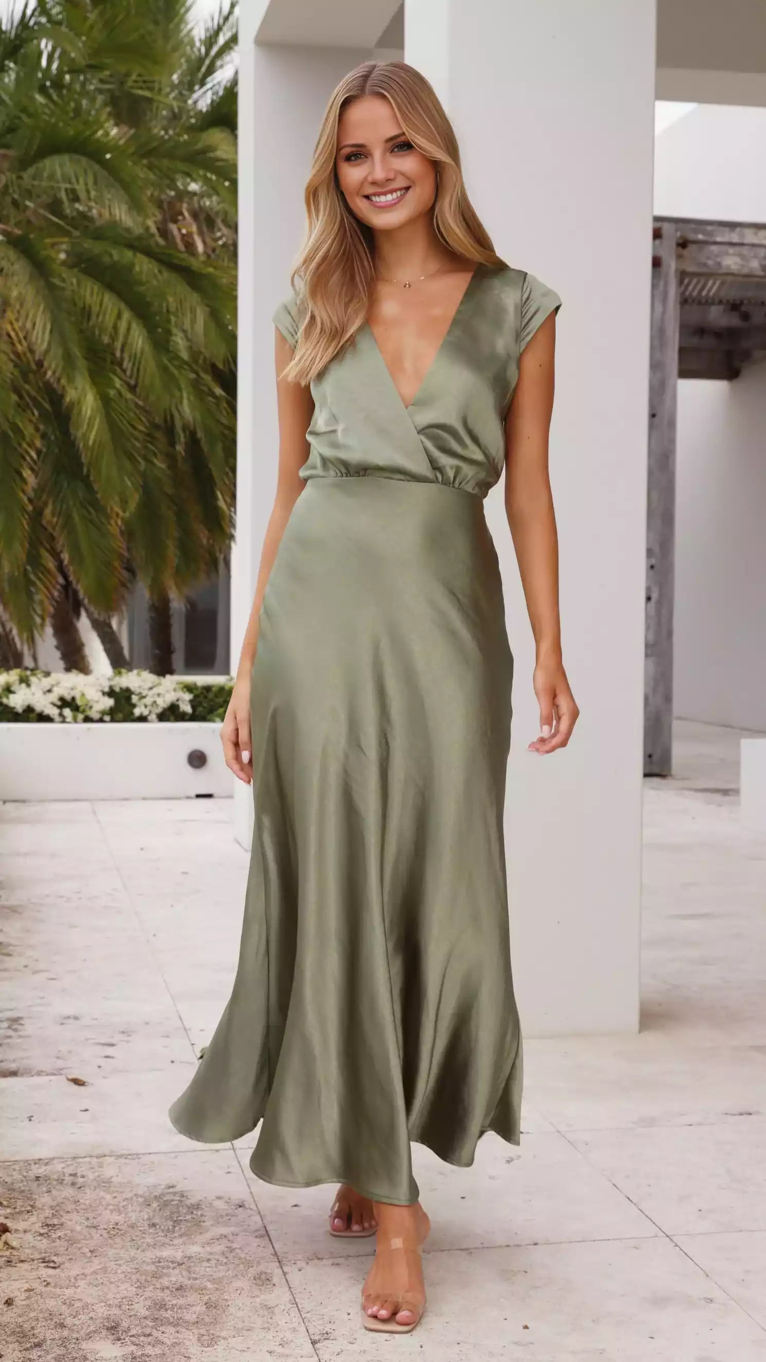 Gorgeous mini sleeves with deep V-neck and concealed side zipper for a charming look Prom Dresses