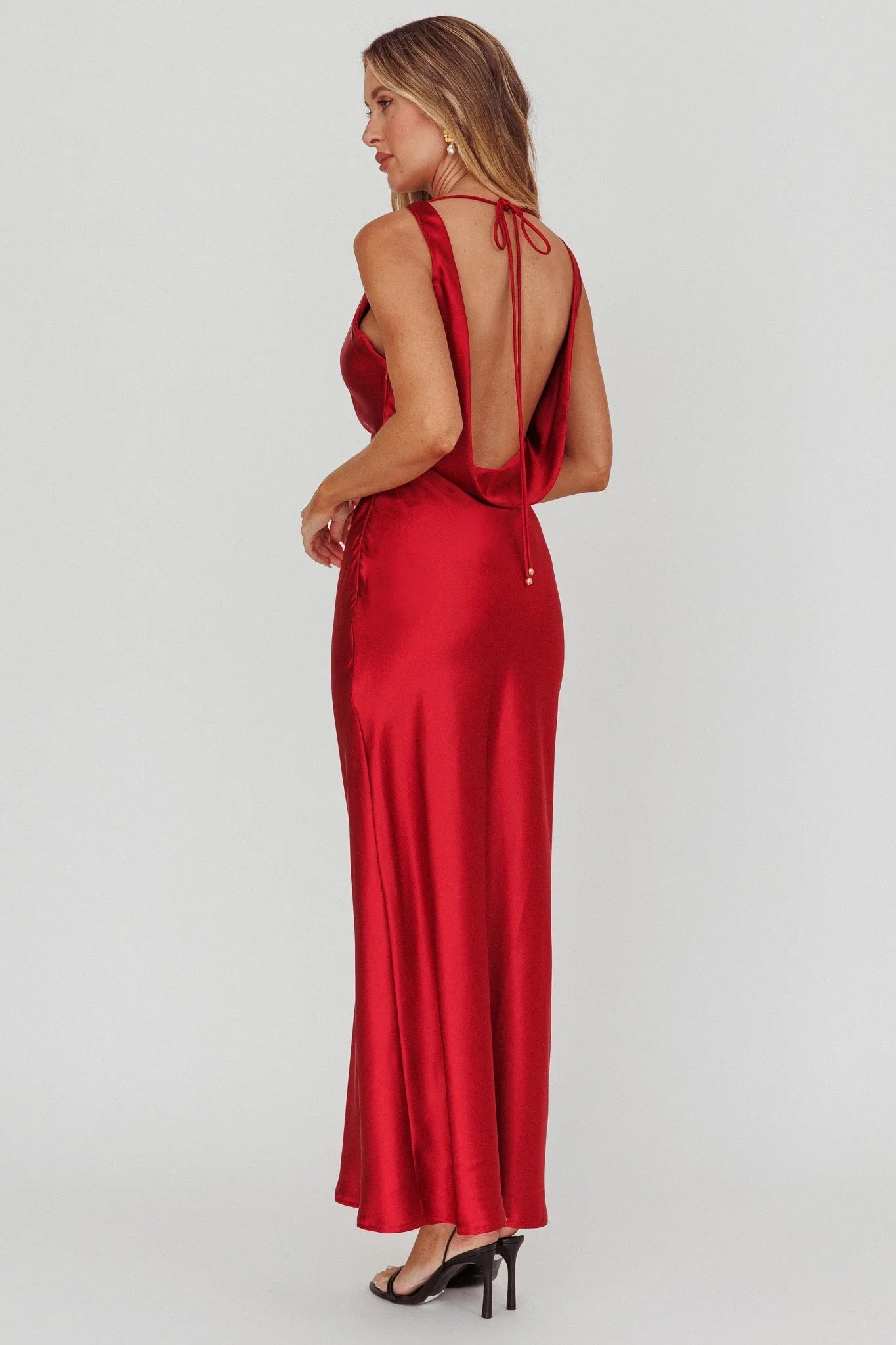 Gorgeous satin detachable rose knot satin extra long bridesmaid dress