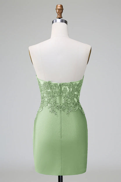 Classy Dark Green Bodycon Strapless Pleated Short Homecoming Dress with Beading