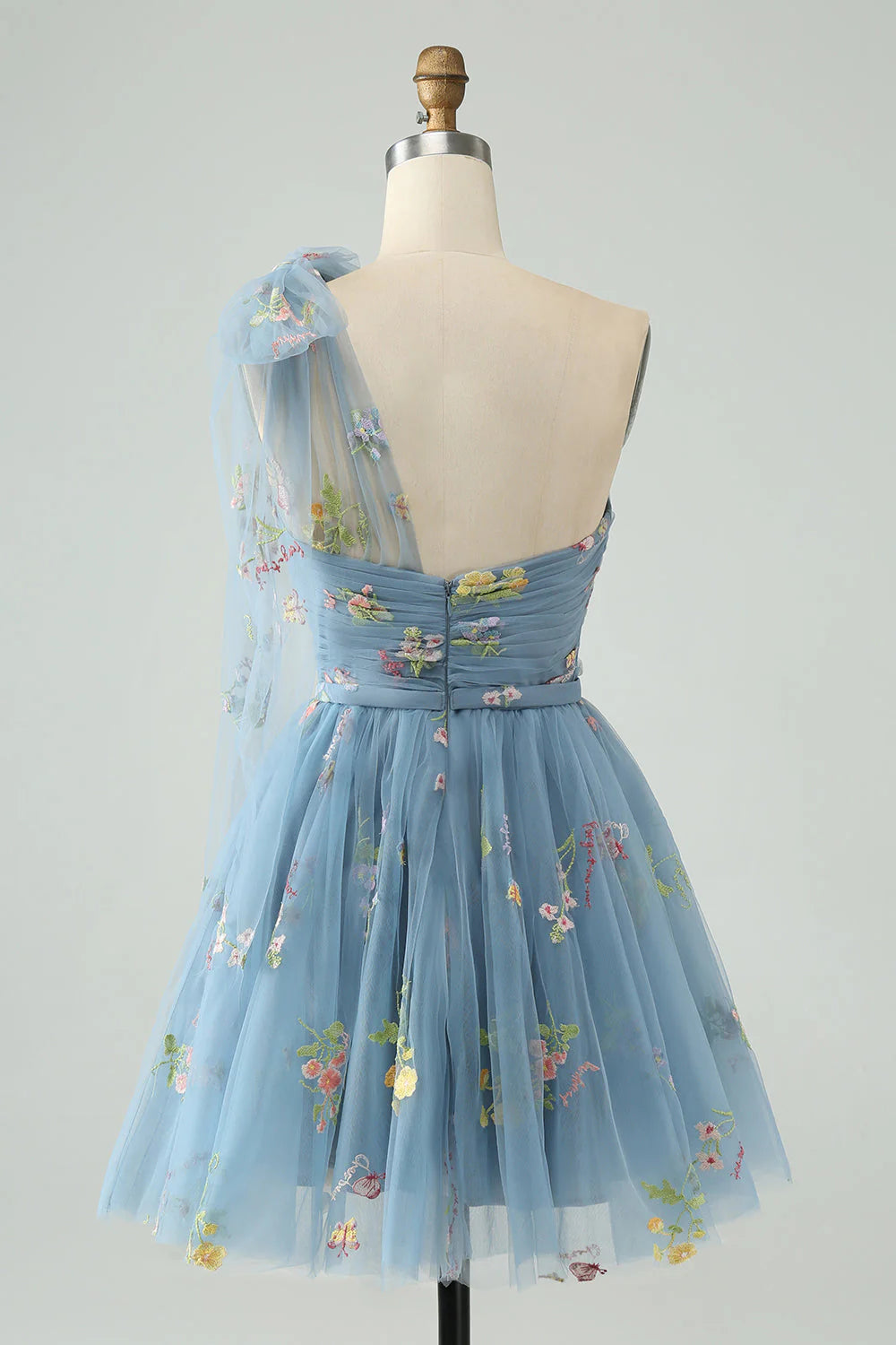 Full length view of the grey blue short homecoming dress with one shoulder design.
