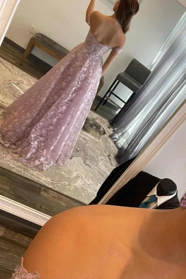 Lilac Off-the-Shoulder Ball Gown Prom Dress with Lace AppliquÃ© and Sweetheart Neckline