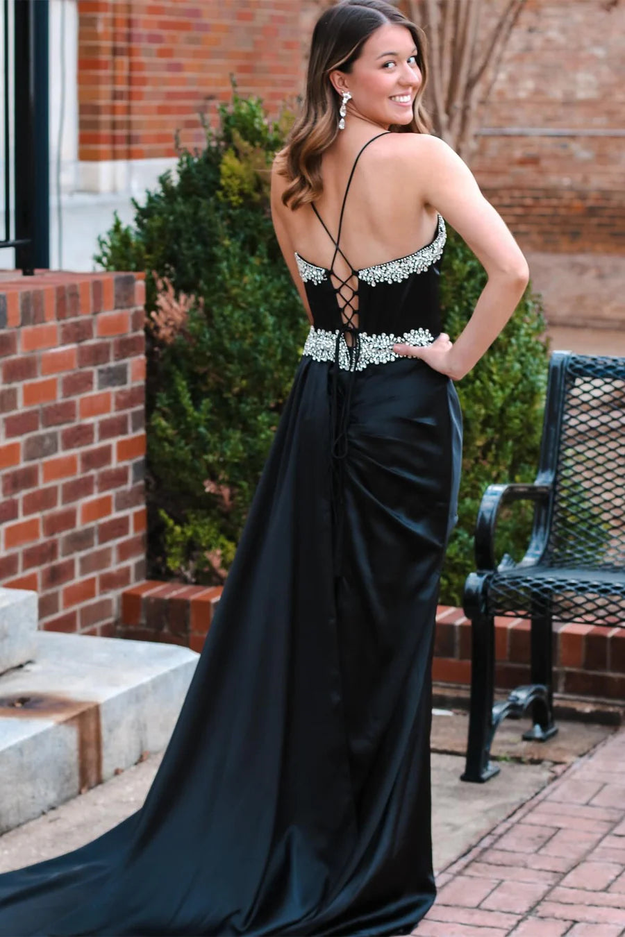 Black Diamond V-neck Long Formal Dress with Tail