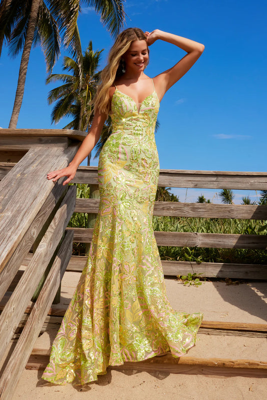 Mermaid V-neckline thin suspender backless dress with sequin decals