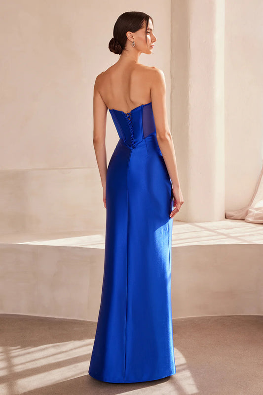 Mermaid V-neck sleeveless dress with side slit
