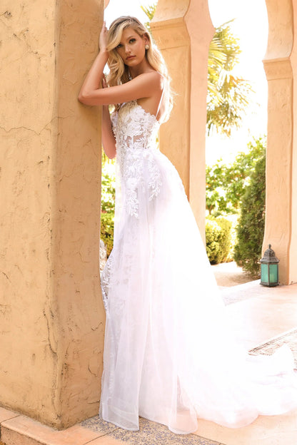 Mermaid thin suspender V-neckline lace decal wedding dress with sheer tail