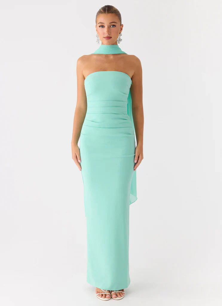 Mint Green Strapless Halter Neck Ruched Maxi Prom Dress For Elegant Formal Evening Events