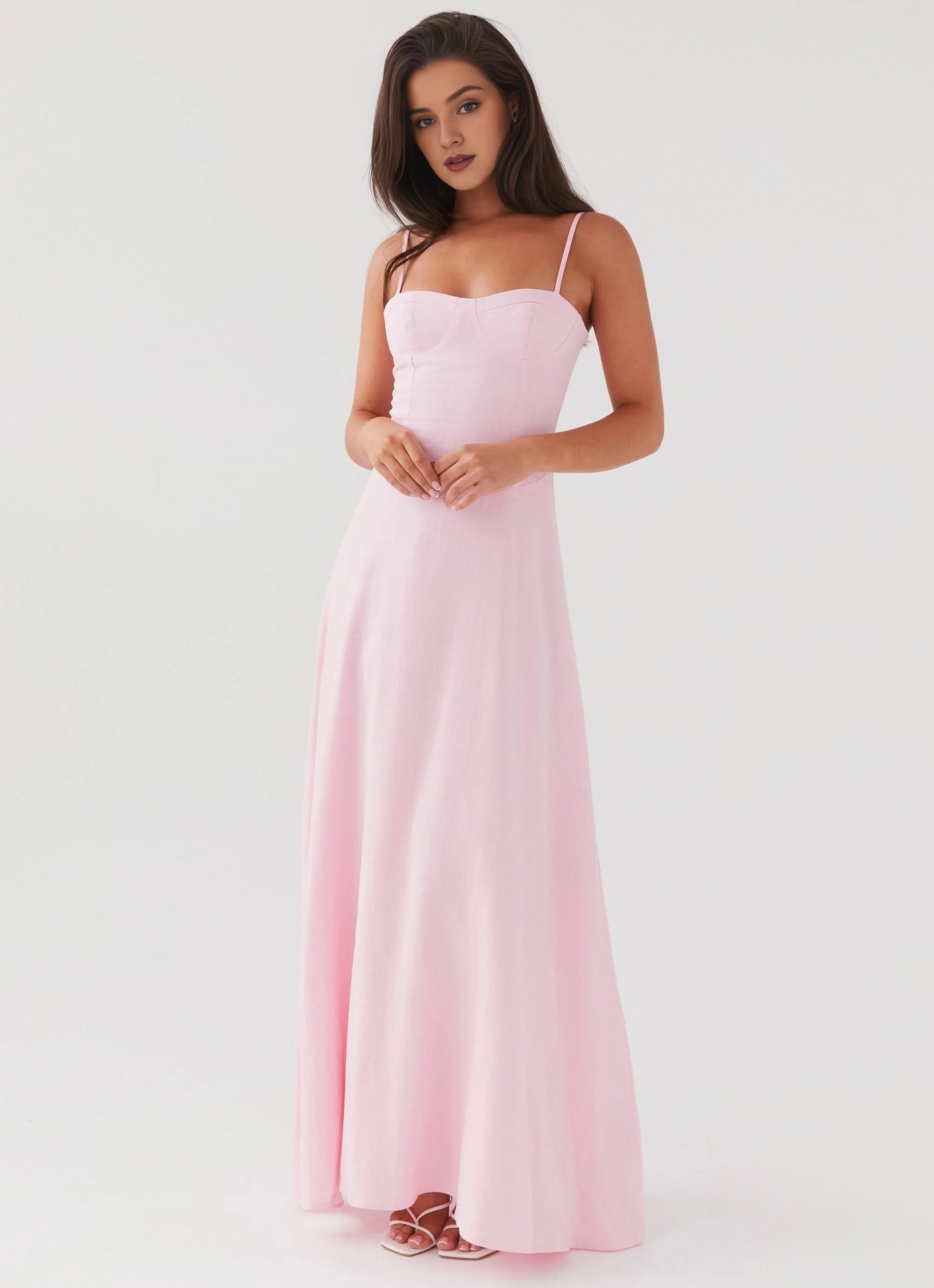 OKBBN's classic heart-shaped collar with an extra long skirt and slim A-line skirt Prom Dresses