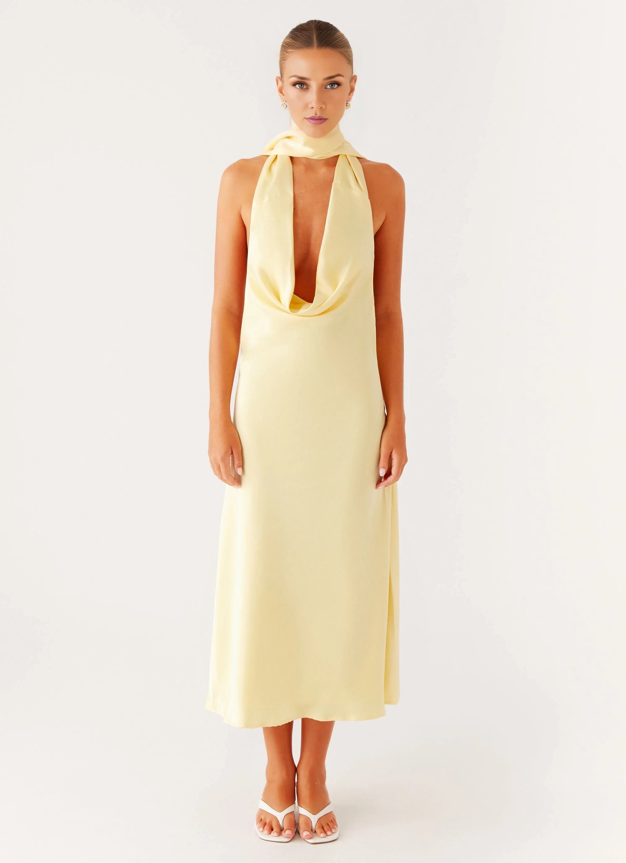 OKBBN's exquisite and bold backless slim fit, mid length, vibrant and eye-catching Prom Dresses