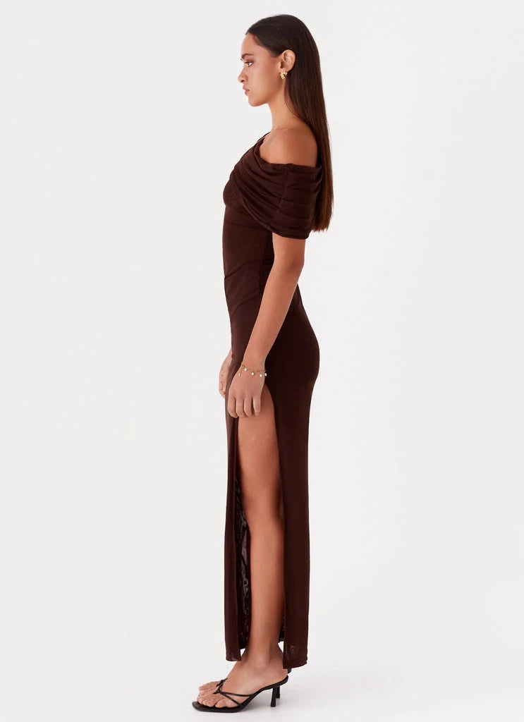 OKBBN's exquisite and charming single shoulder collar, semi transparent fabric, single shoulder hanging Prom Dresses