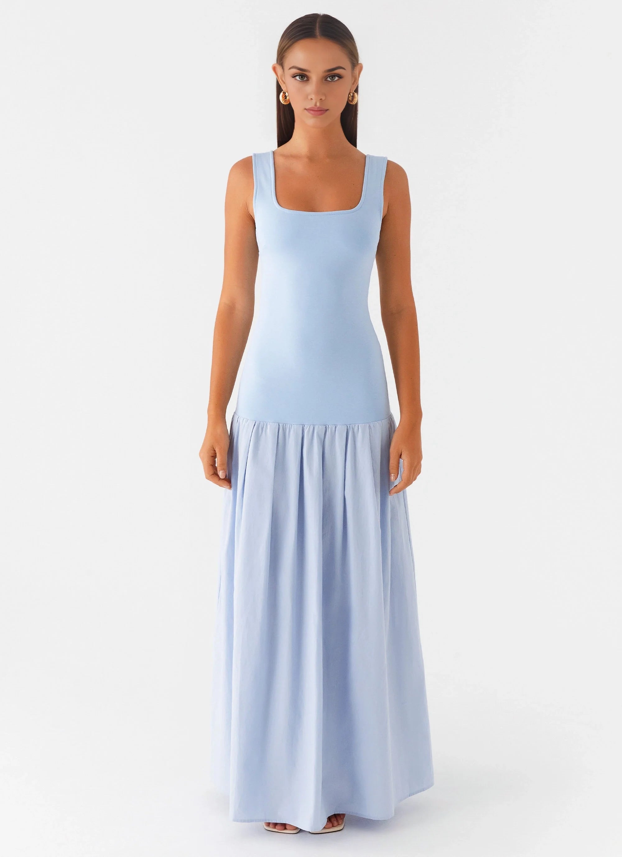 OKBBN's relaxed and elegant square neckline with thick shoulder straps and low waist Prom Dresses