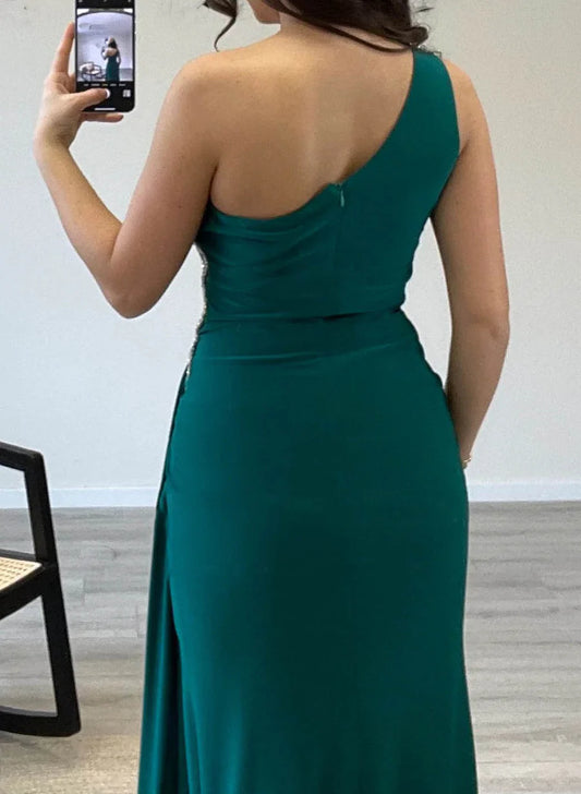 Single shoulder strapless diamond waist cinched bride's mother dress