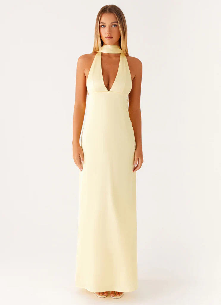 Pale Yellow Halter Neck Deep V Backless Satin Maxi Prom Dress For Elegant Formal Evening Events