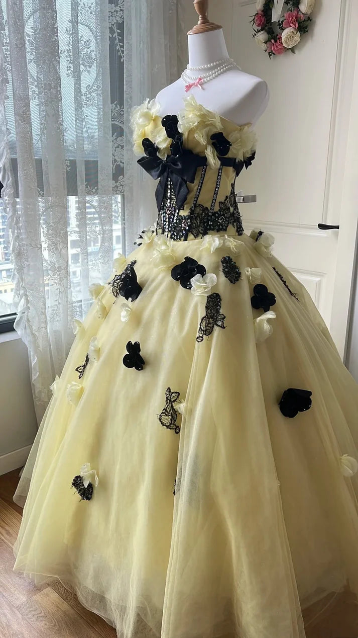 Pale Yellow Strapless 3D Floral Applique Lace Ball Gown Evening Dresses