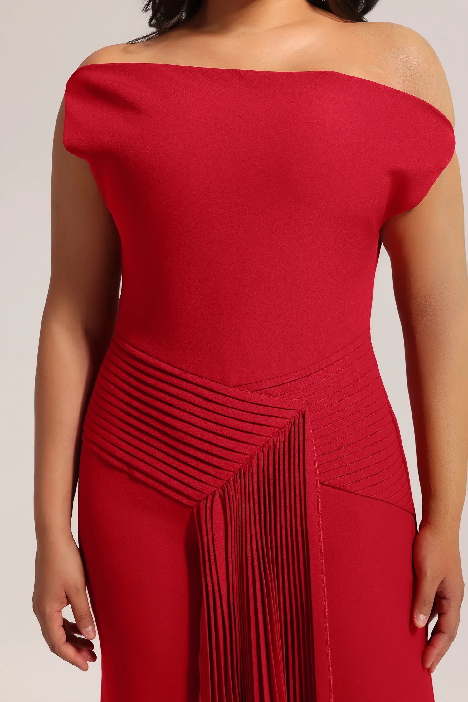 Red Asymmetric Neck Pleated Detail Mermaid Midi Evening Dresses