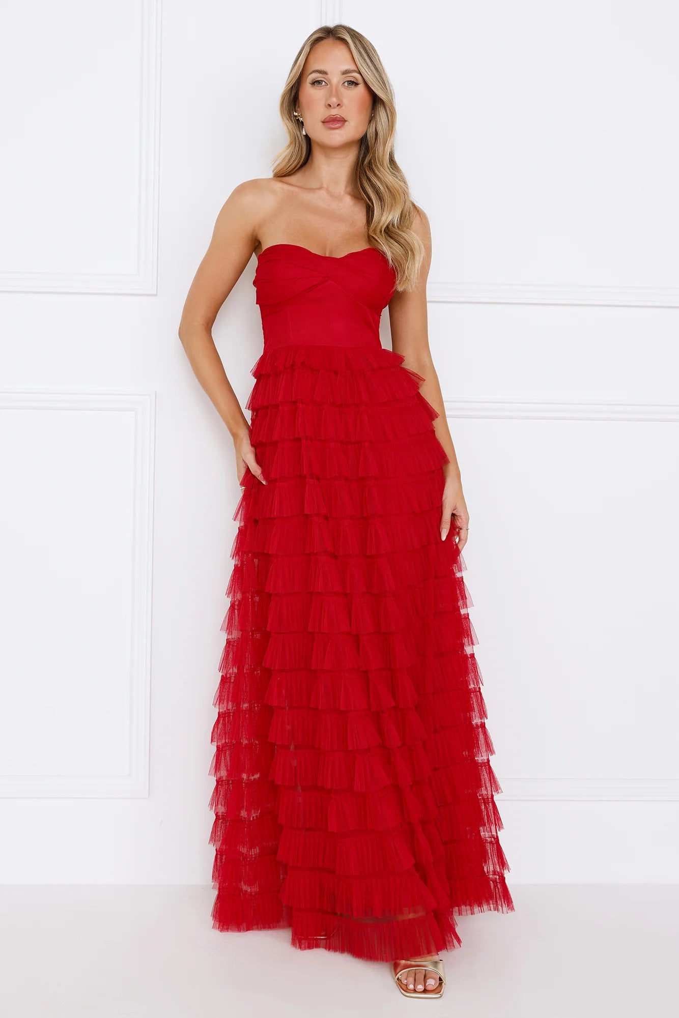 Red Strapless Sweetheart Neck Ruffle Tiered Tulle Maxi Evening Dresses