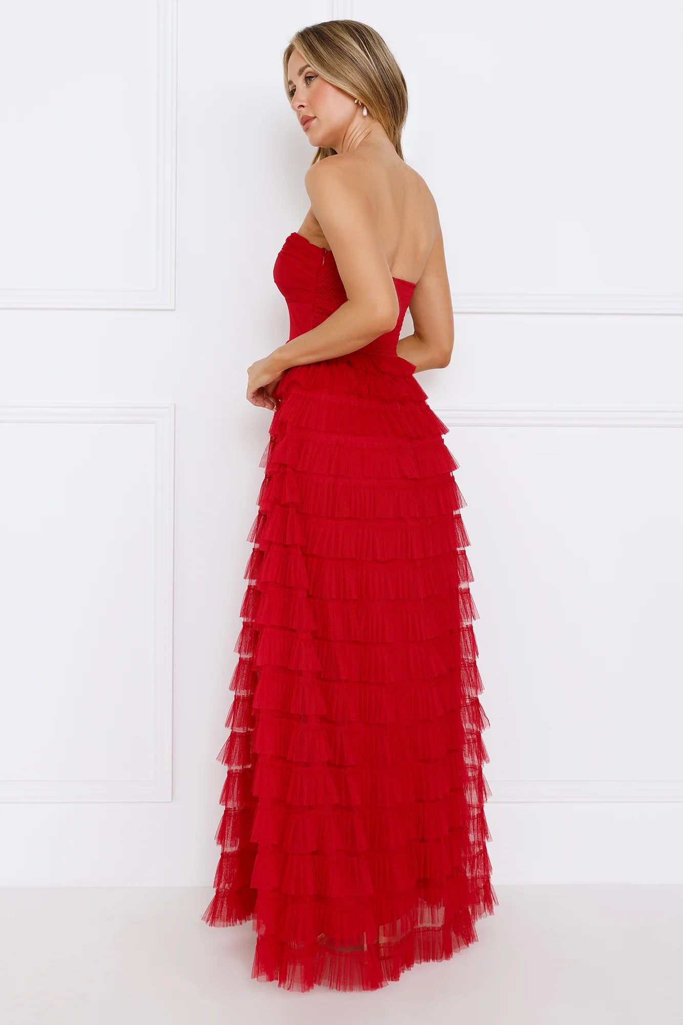 Red Strapless Sweetheart Neck Ruffle Tiered Tulle Maxi Evening Dresses