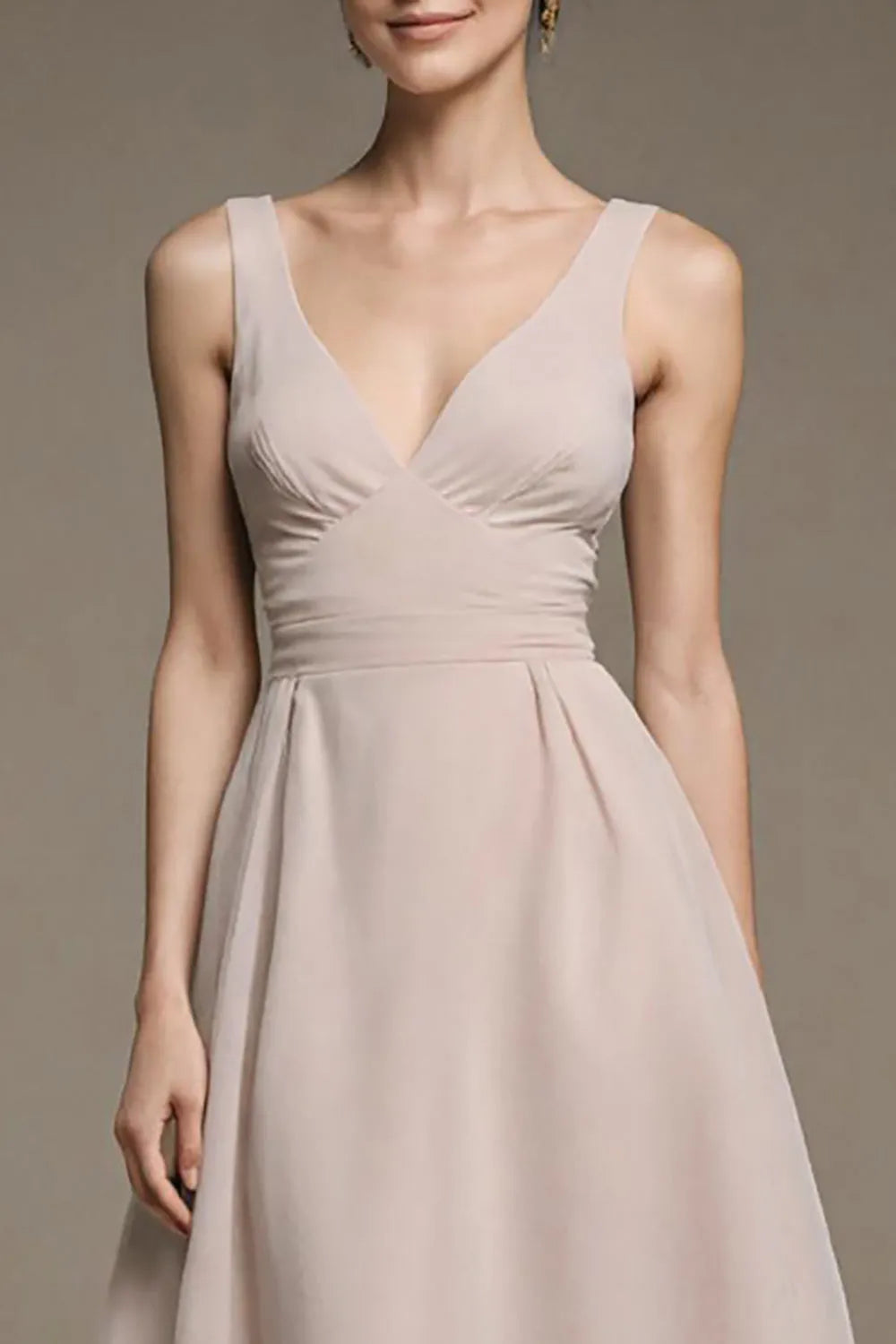 Romantic A-Line Deep-V -Neck Sleeveless V-Back Ruched Floor-Length Prom Dresses for women Hot Sale ﻿