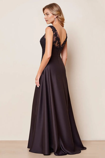 Romantic Black A-Line V-Neck Sleeveless Back Zip Floor-Length Mother of the Bride Dress with Lace