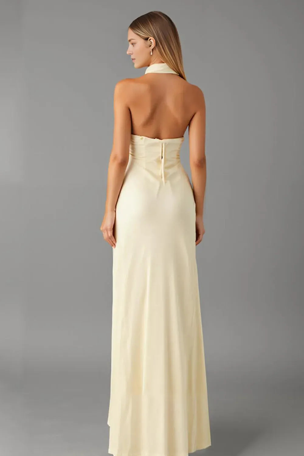 Romantic Chiffon Daffodil Sheath Halter Plunging V-Neck Sleeveless Backless Floor-Length Prom Dresses Hot Sale
