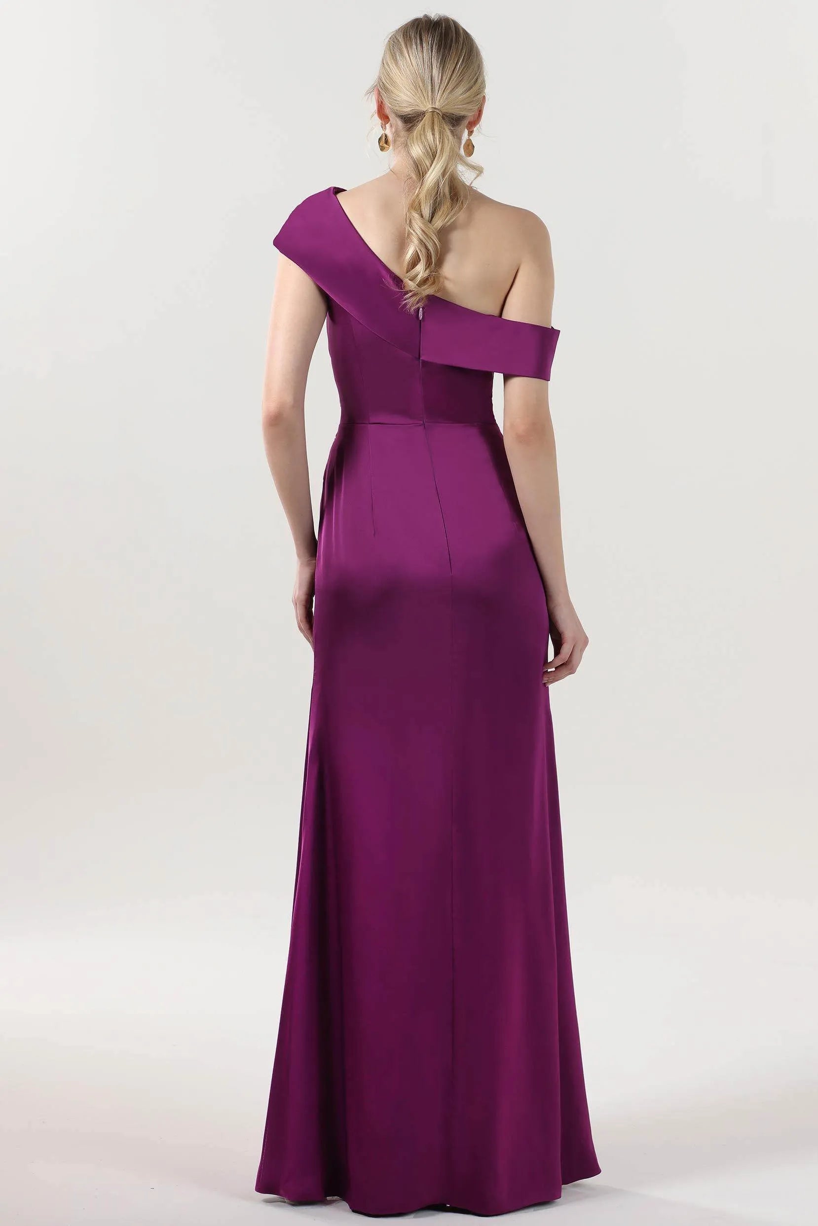 Romantic Dark Purple Sheath/Column One-Shoulder Sleeveless Back Zip Floor-Length Satin Ruched  Prom Dress with High Slit