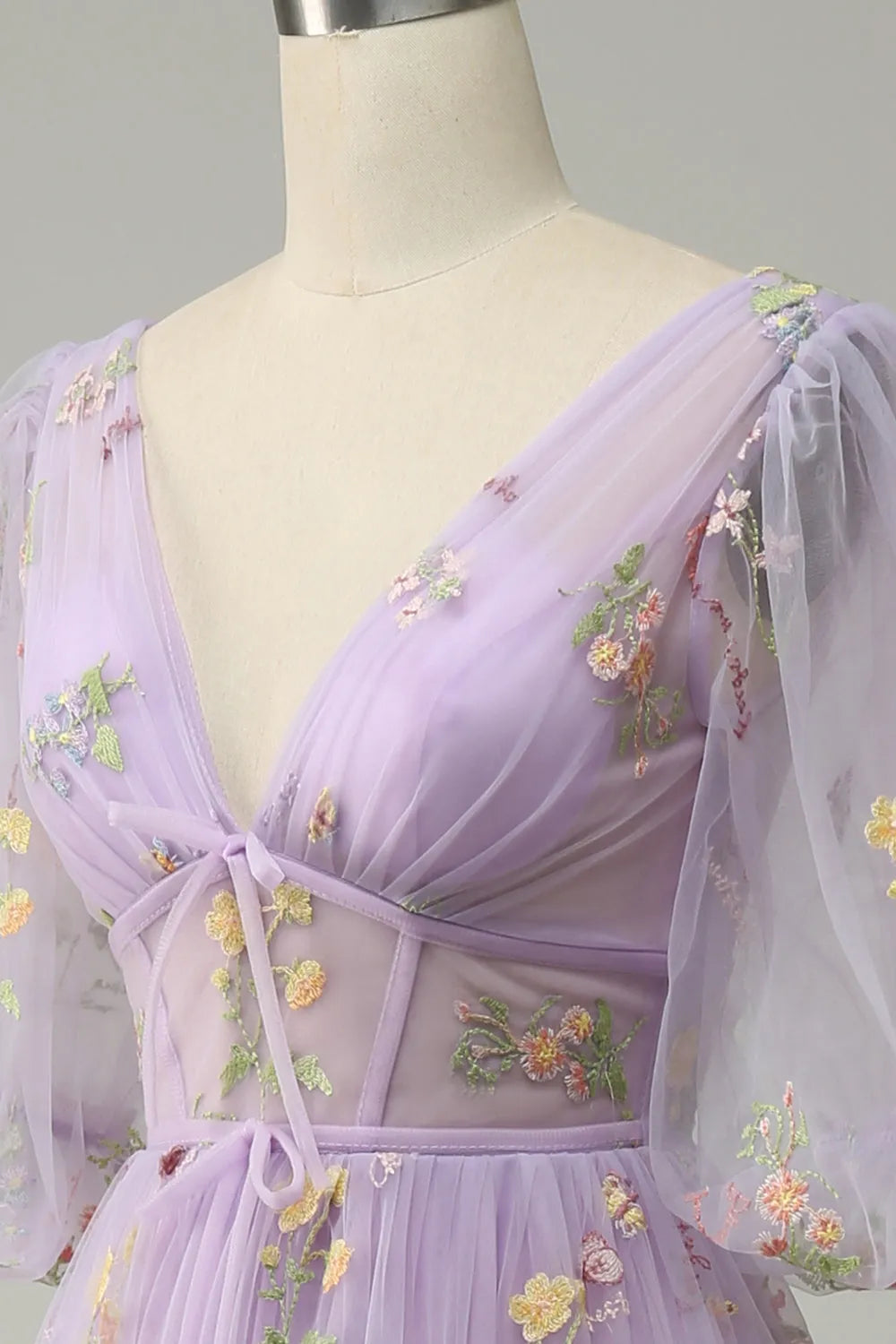 Romantic Lavender A-Line Plunging V-Neck Puff Sleeve Floral Embroidered Tulle Back Zip Floor-Length Prom Dresses