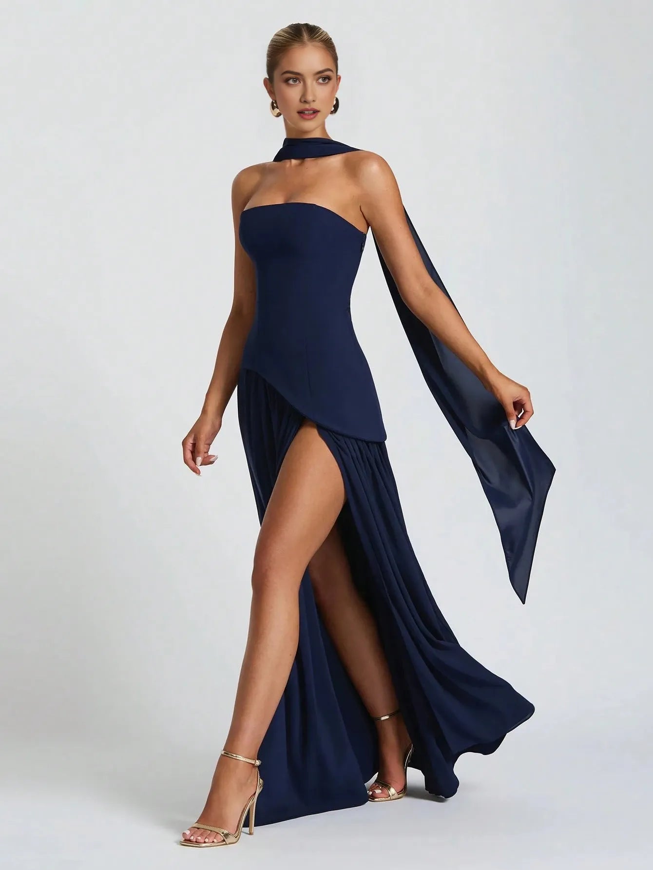 Romantic Navy Blue A-Line Halter Neck Sleeveless Back Zip Asymmetric Flowing  Slit Floor-Length Prom Dress