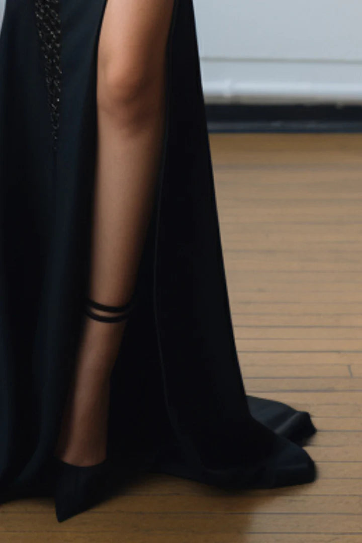 Slim Fit Black Sweetheart Slit Prom Dress