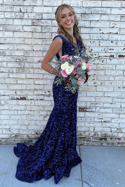 Sparkling deep V-neck sleeveless gown