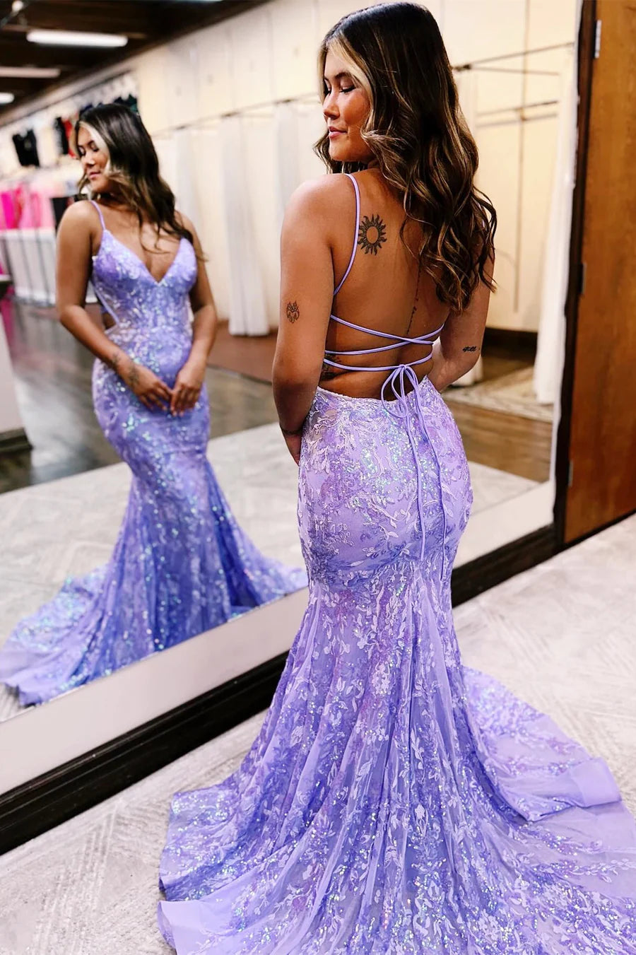 Sparkling lace V-neck long ball dress with straps and backless design