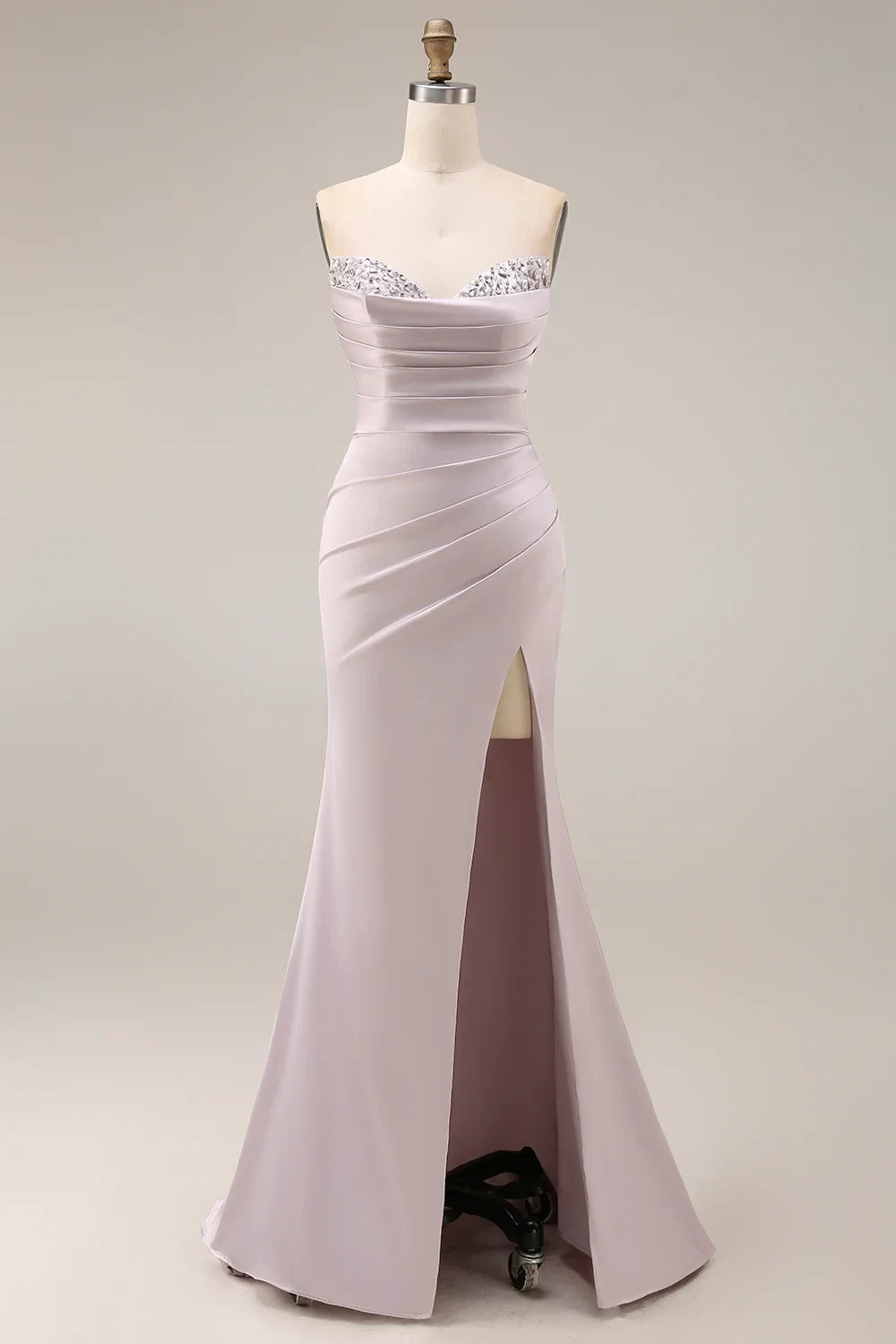 Stunning Mermaid Strapless Ruched Beaded Lavender Floor-Length Prom Dress Women's