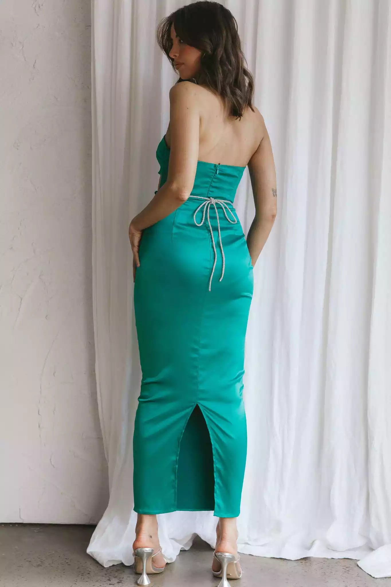 Stunning appearance of ultra long lining strapless waist hollow out and split elastic fabric back with zipper Bridesmaid Dresses