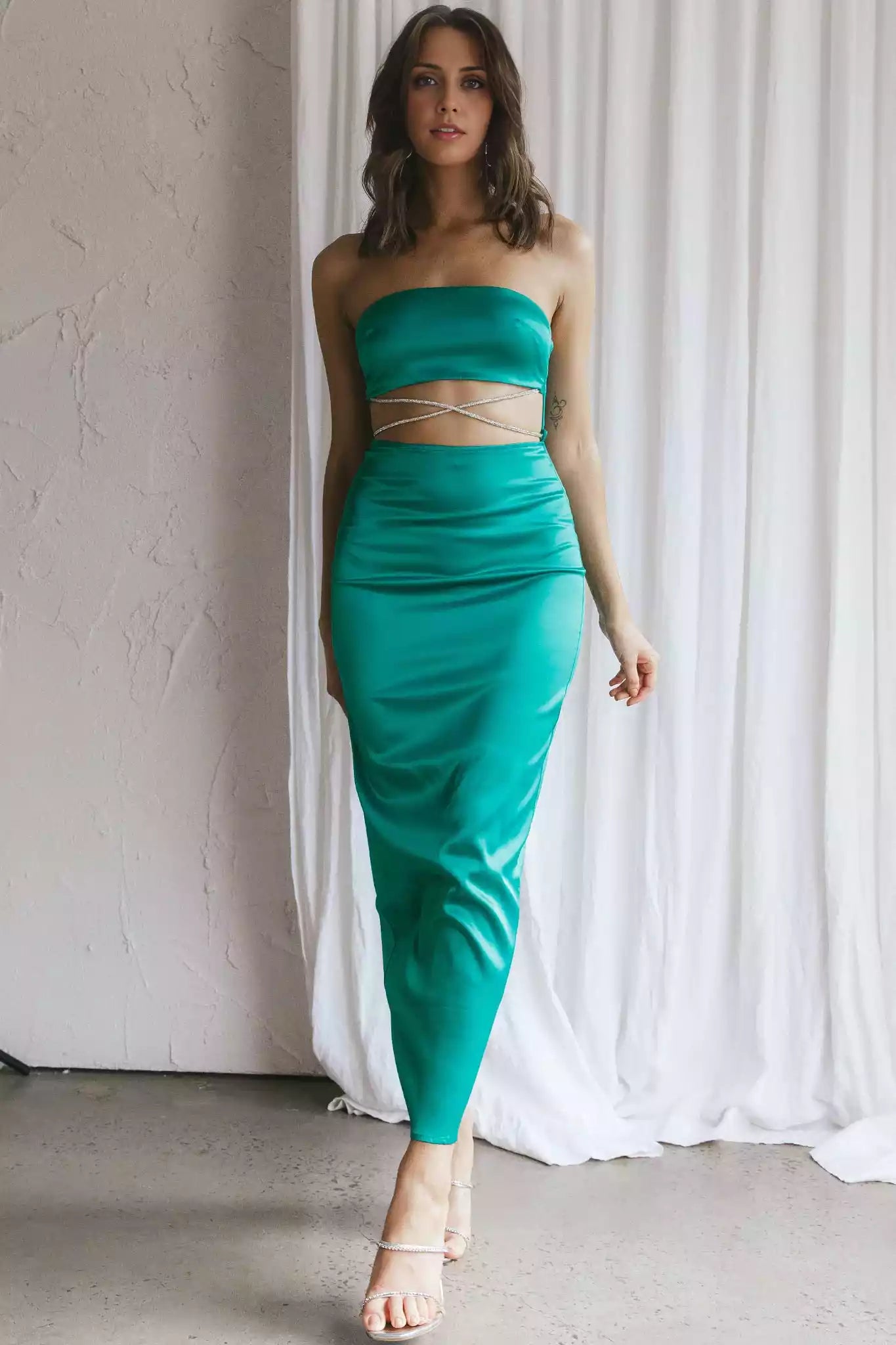 Stunning appearance of ultra long lining strapless waist hollow out and split elastic fabric back with zipper Bridesmaid Dresses