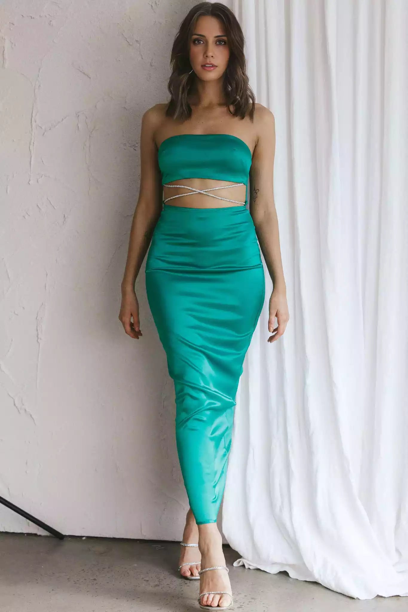 Stunning appearance of ultra long lining strapless waist hollow out and split elastic fabric back with zipper Bridesmaid Dresses