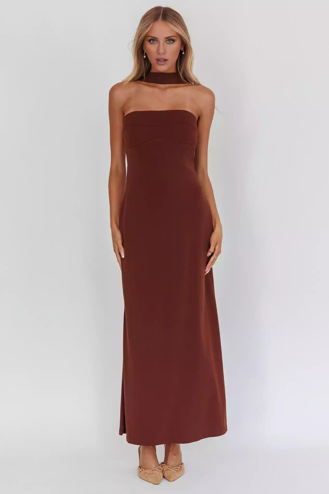 Stunning reverse neck lining with padded chest adjustable shoulder straps Prom Dresses