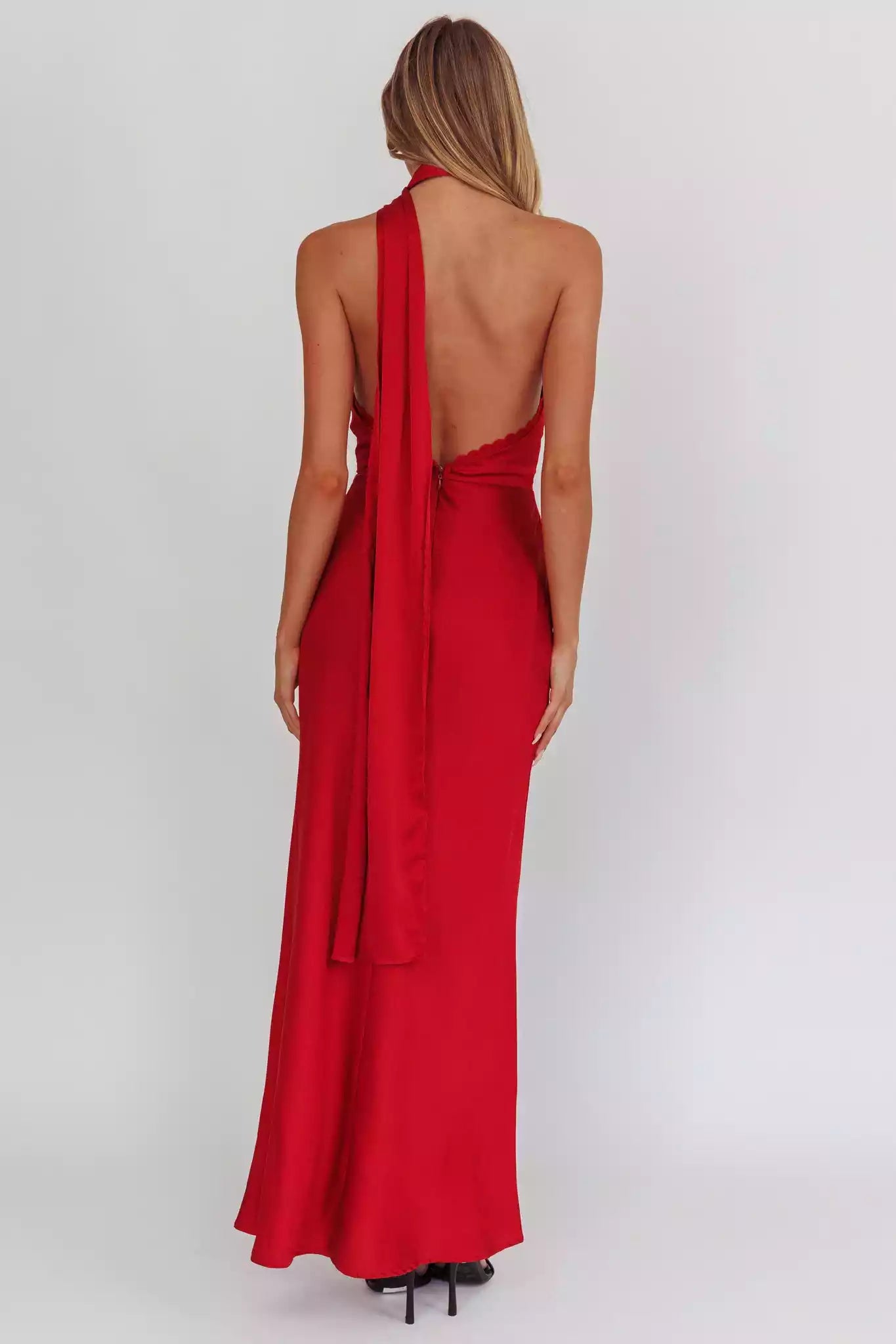 Stunning single shoulder lace trimmed back with zipper for an unforgettable look Prom Dresses