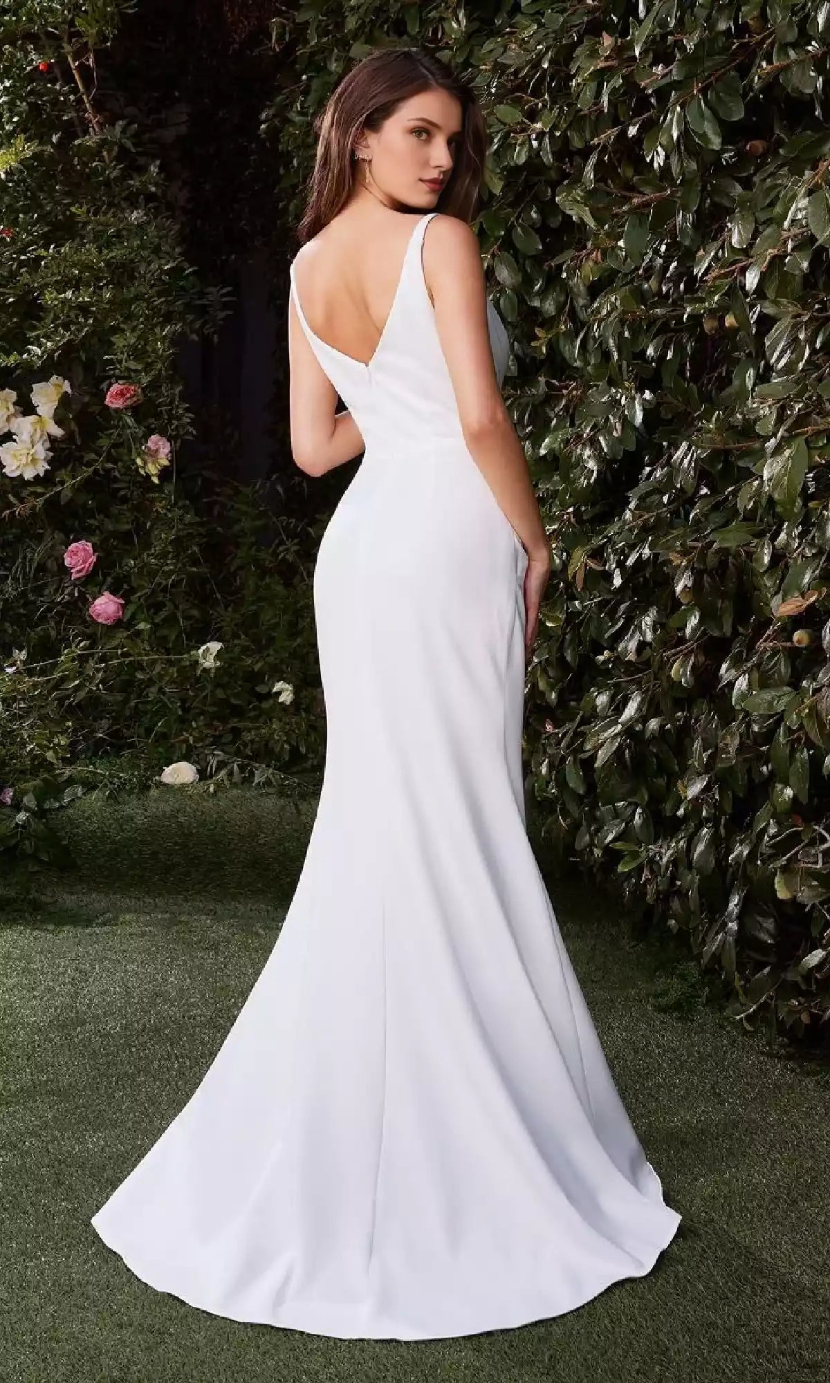 Stunning slim fit fish tail long low V high waist and hips add elegance and refinement Prom Dresses