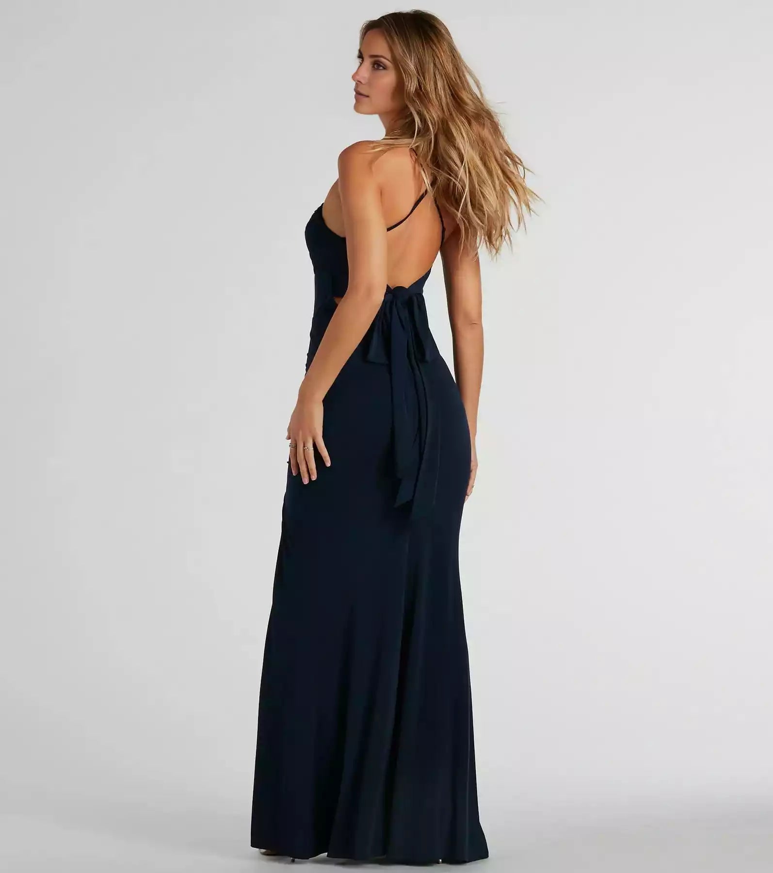 Sweet and charming adjustable thin shoulder straps with crossed back, high slit mermaid silhouette and floor skirt Prom Dresses
