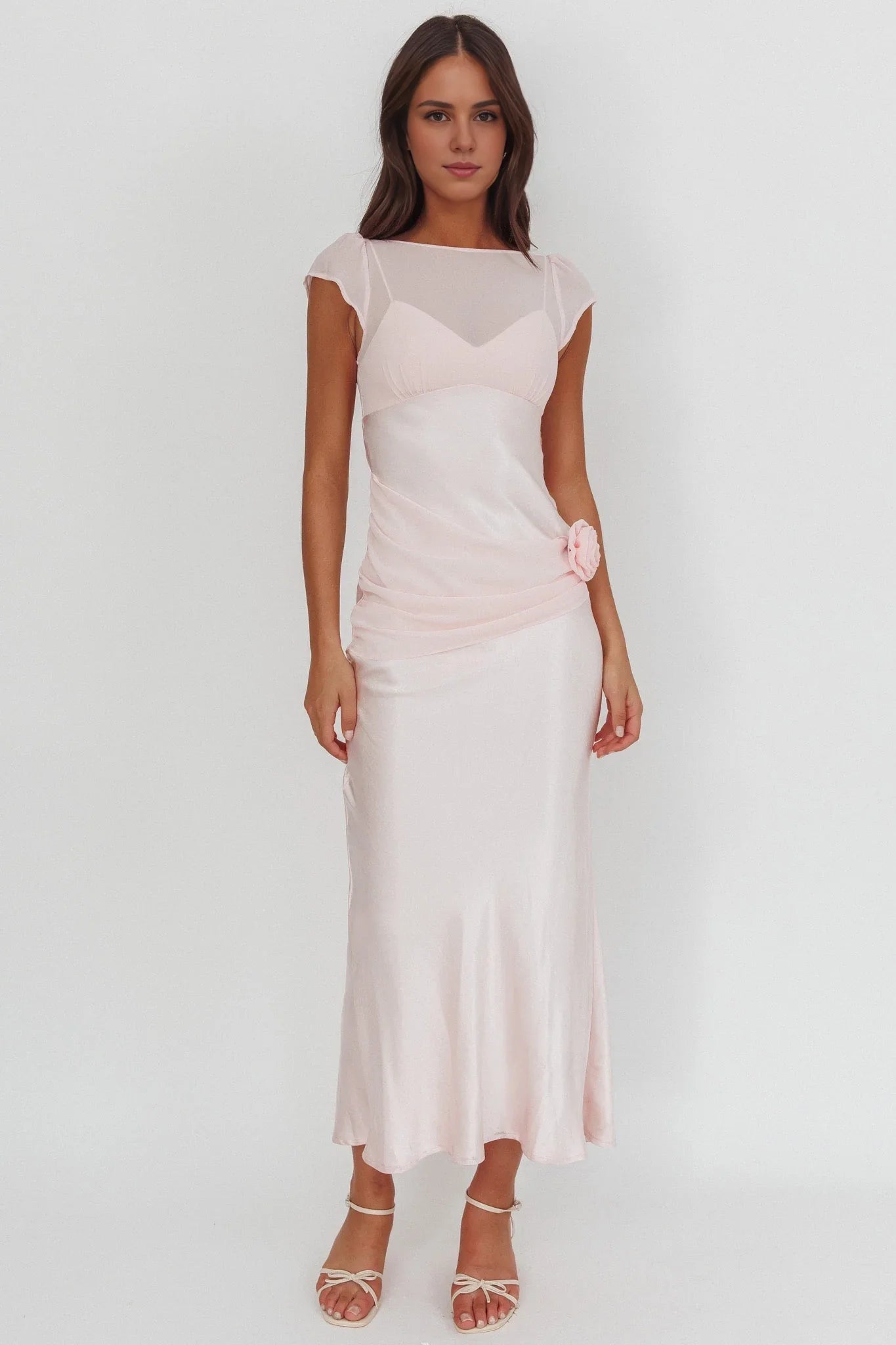 The eye-catching chiffon detail short sleeved rose knot detail with zipper on the back bridesmaid dress